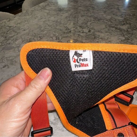 🧡 No-Pull Dog Harness with Leash – Size Medium (Orange) - Picture 6 of 6